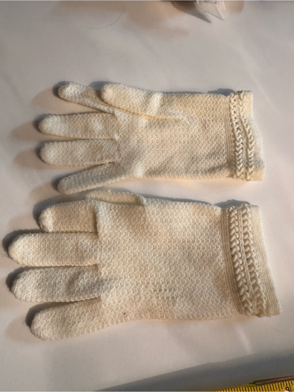 Vintage Cream Knit Women's Gloves with Braided Cuff